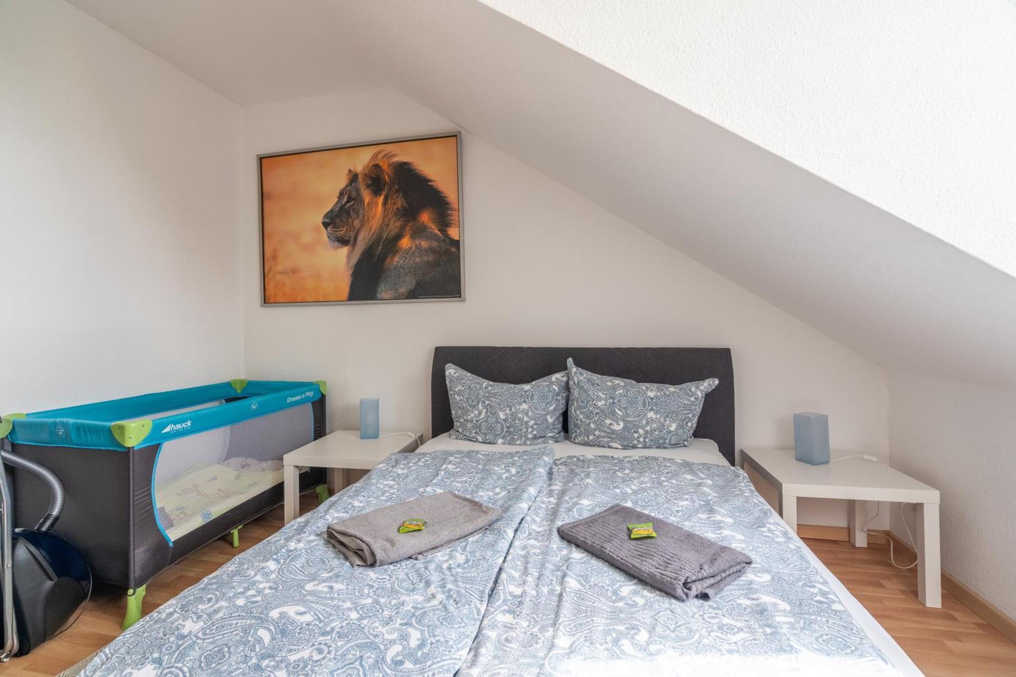 Gemuetliche Dachgeschosswohnung -Waldstrassenviertel ไลป์ซิก ภายนอก รูปภาพ