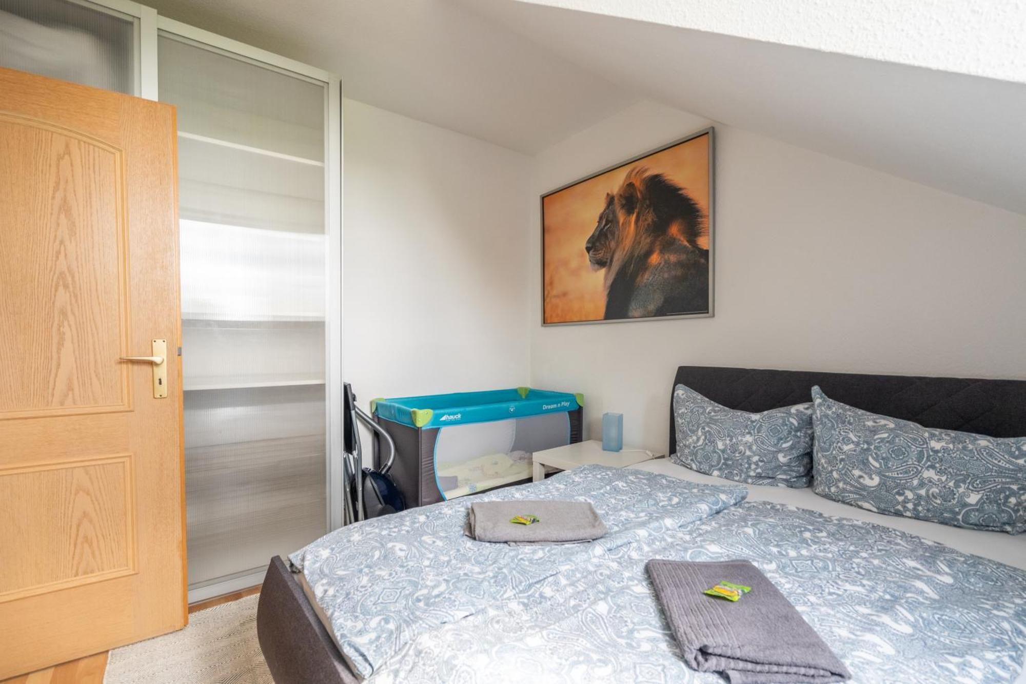 Gemuetliche Dachgeschosswohnung -Waldstrassenviertel ไลป์ซิก ภายนอก รูปภาพ